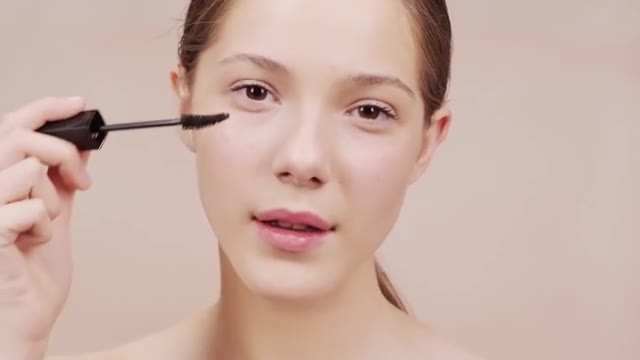 Softbox / Beauty Light example
